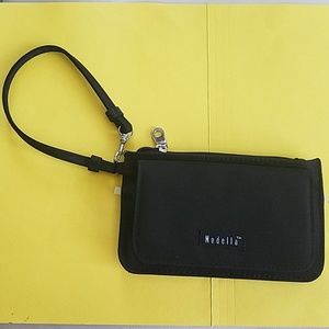 NWOT  MODELLA  WRISTLET